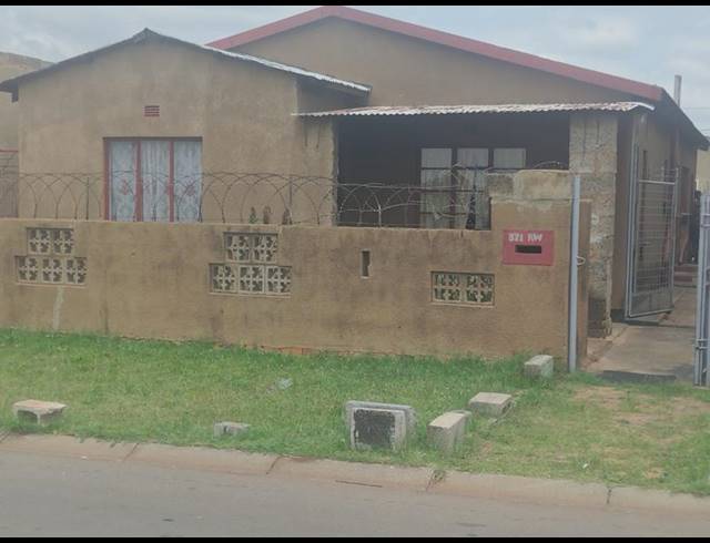 3 BEDROOM HOUSE FOR SALE IN KATLEHONG SOUTH
